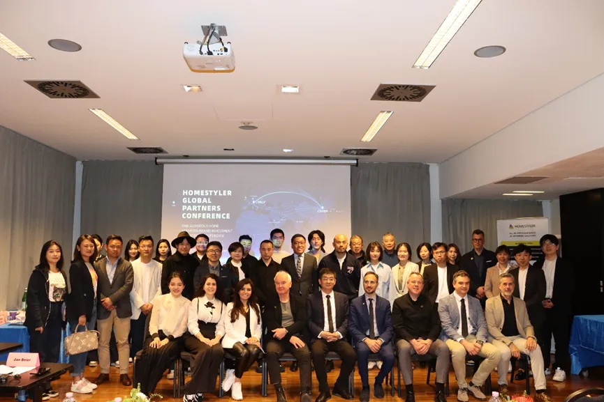 米兰掀起&ldquo;3D+AI&rdquo;科技热潮，FH至尊集团之家携手FH至尊集团设计家亮相第62届米兰国际家具展