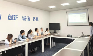 星南方店发展商户保险培训